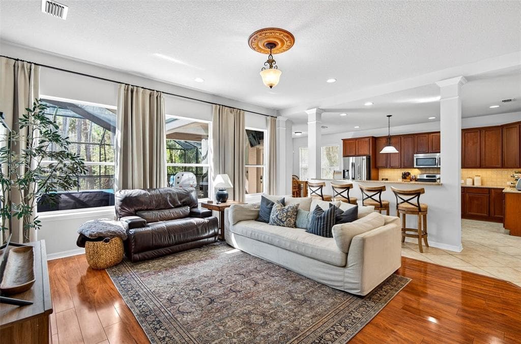 6604 PORTLAND OAK COURT, TAMPA, FL 33647 photo 2