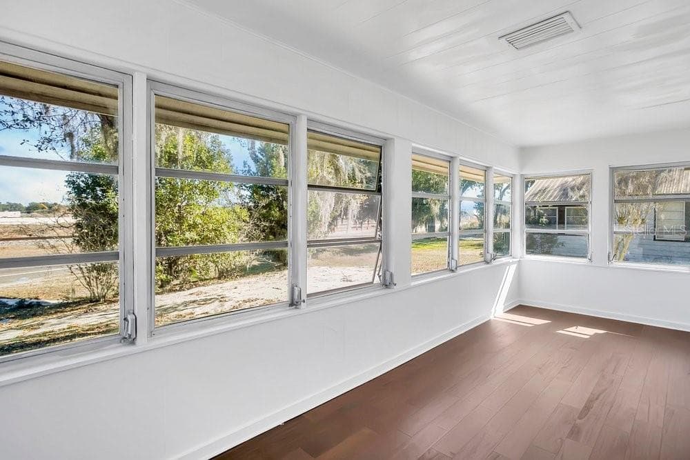 2905 PAUL BUCHMAN Highway, PLANT CITY, FL 33563 photo 4