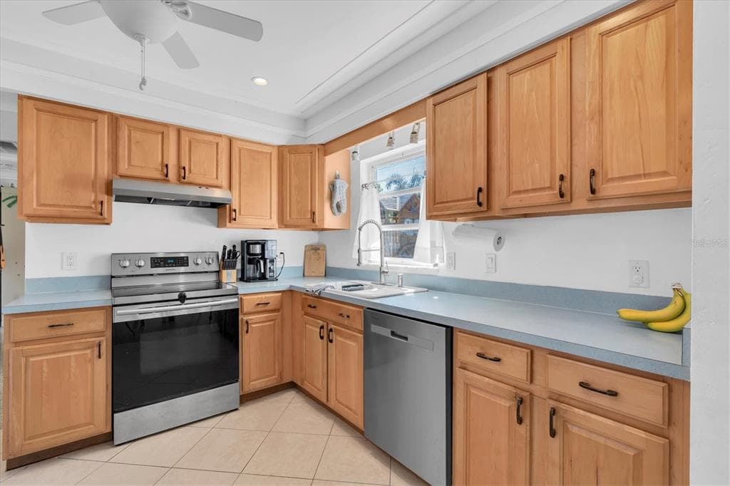 4018 26TH AVENUE, ST PETERSBURG, FL, 33713 photo 3