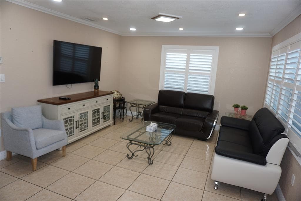 4280 69TH AVENUE, PINELLAS PARK, FL 33781 photo 2