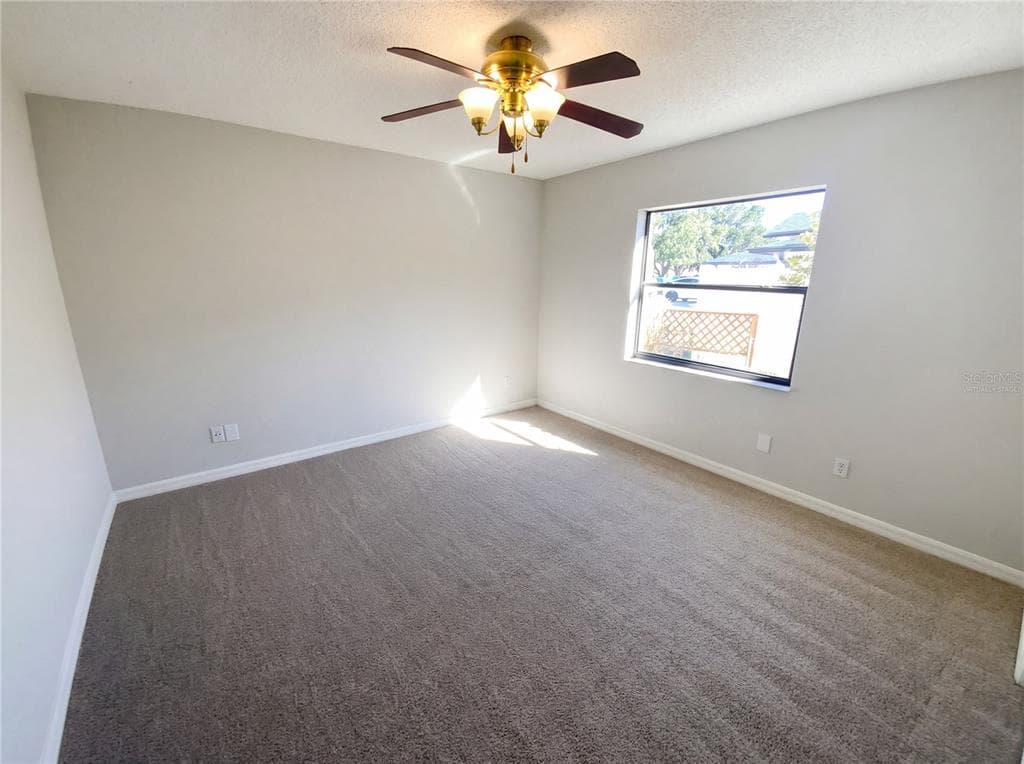 10244 HOOVER Street, SPRING HILL, FL 34608 photo 4