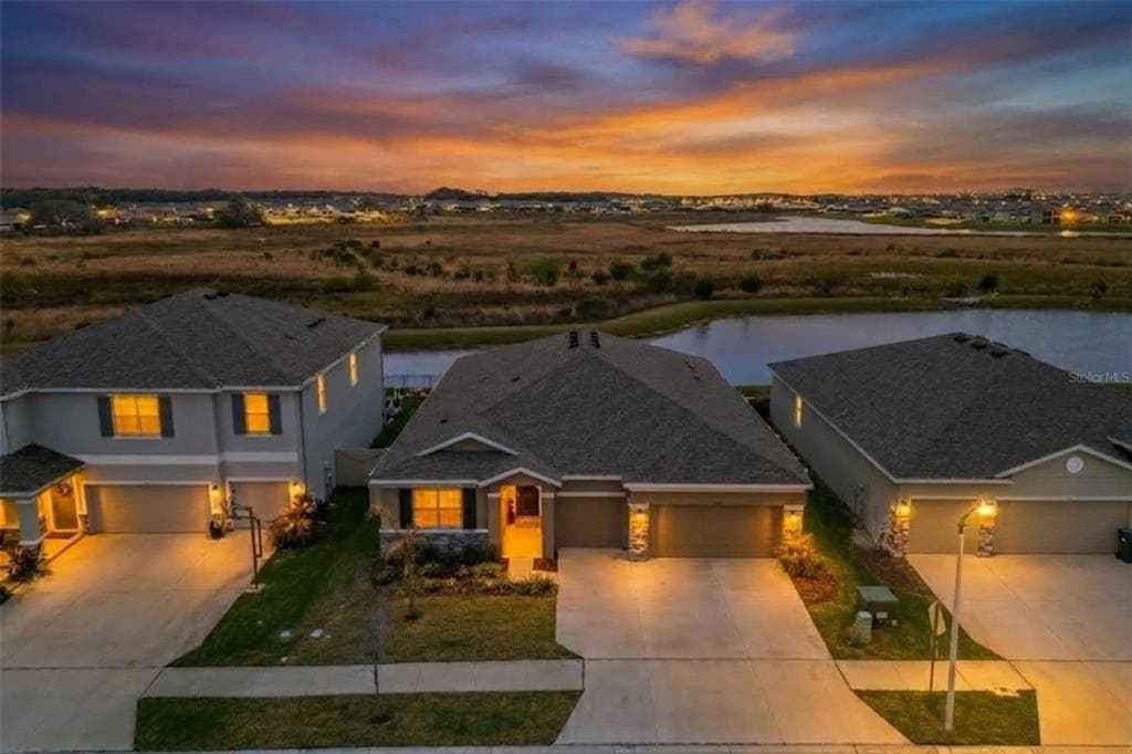 32326 CONCHSHELL SAIL STREET, WESLEY CHAPEL, FL, 33545