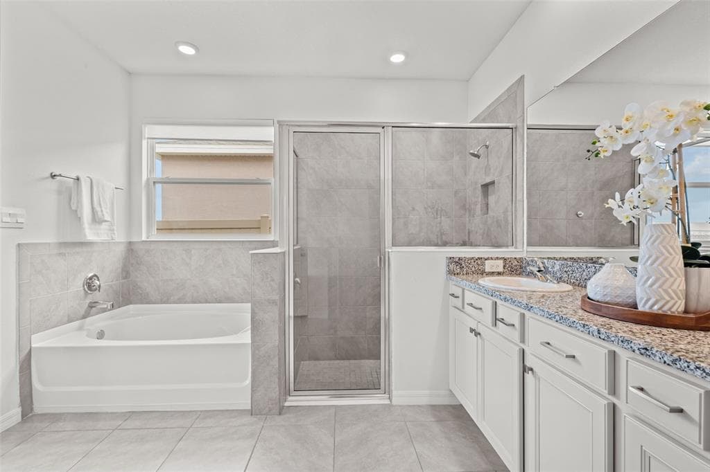 32326 CONCHSHELL SAIL STREET, WESLEY CHAPEL, FL, 33545 photo 5