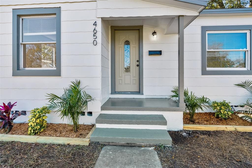 4650 EMERSON AVENUE, Street PETERSBURG, FL 33711 photo 2