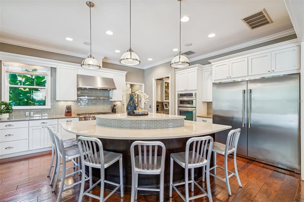 2907 HAWTHORNE ROAD, TAMPA, FL 33611 photo 5