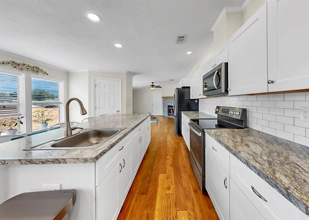 13104 DAVID BAKER ROAD, RIVERVIEW, FL 33579 photo 4