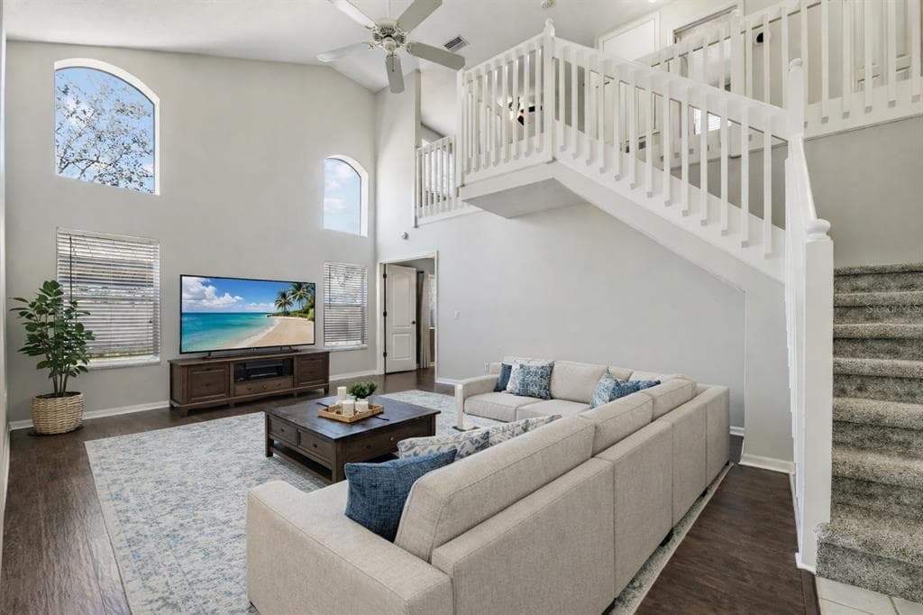 11237 LAKE LANIER Drive, RIVERVIEW, FL 33569 photo 4