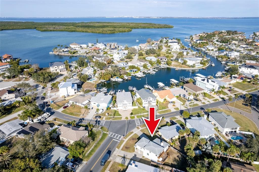 1870 NE AVENUE, Street PETERSBURG, FL 33703 photo 2