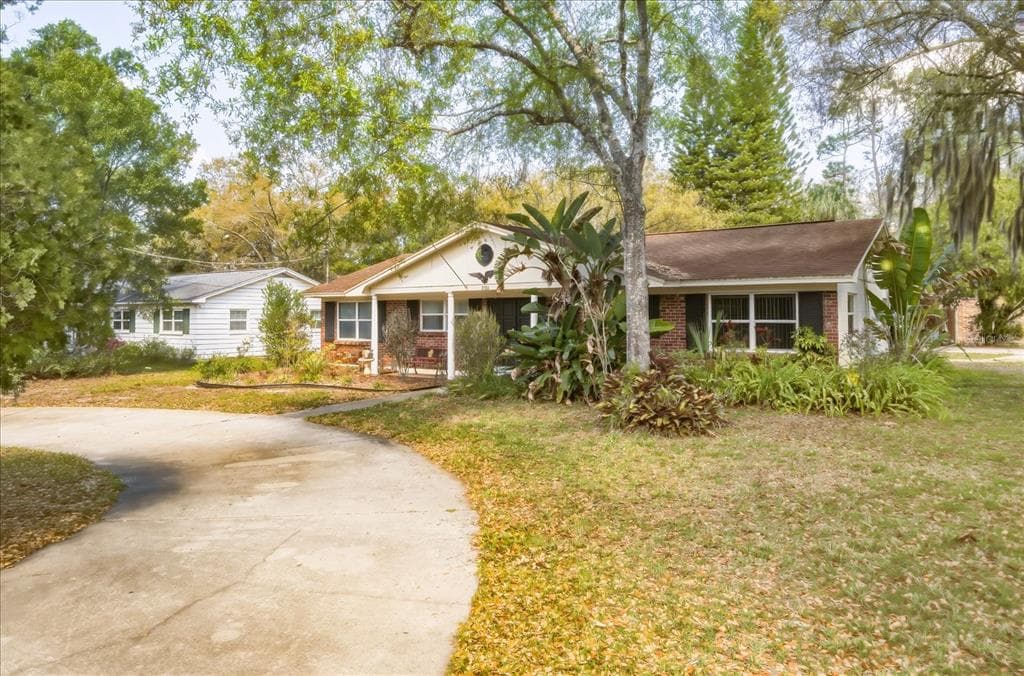 2101 KYRA Drive, TAMPA, FL 33612 photo 4