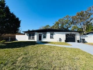 416 COUNTRY CLUB Drive, OLDSMAR, FL 34677