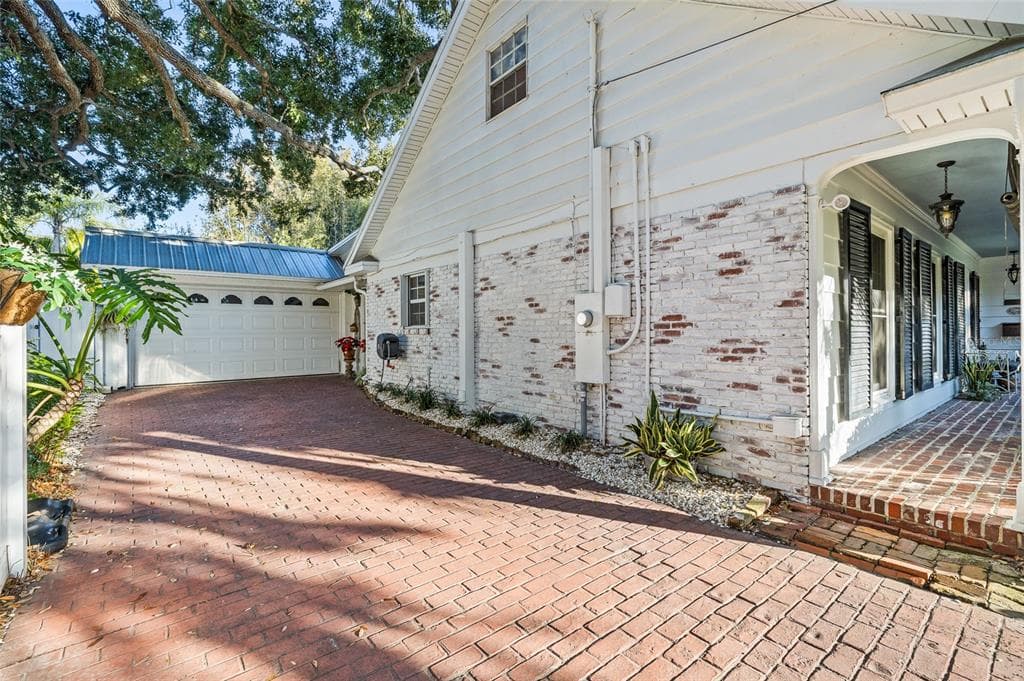 1904 HESPERIDES STREET, TAMPA, FL 33629 photo 5