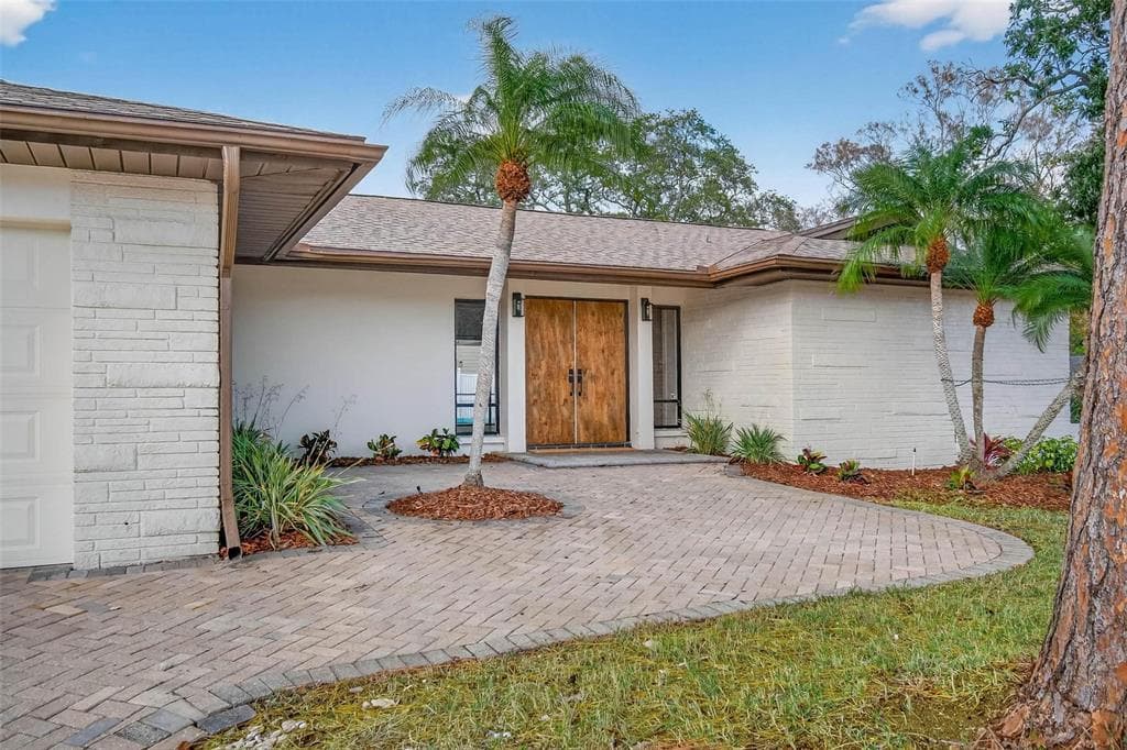 2932 SWEETGUM WAY, CLEARWATER, FL 33761 photo 3