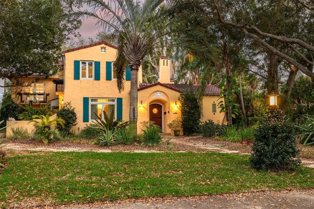 438 VILLAGRANDE AVENUE, Street PETERSBURG, FL 33707 photo 2