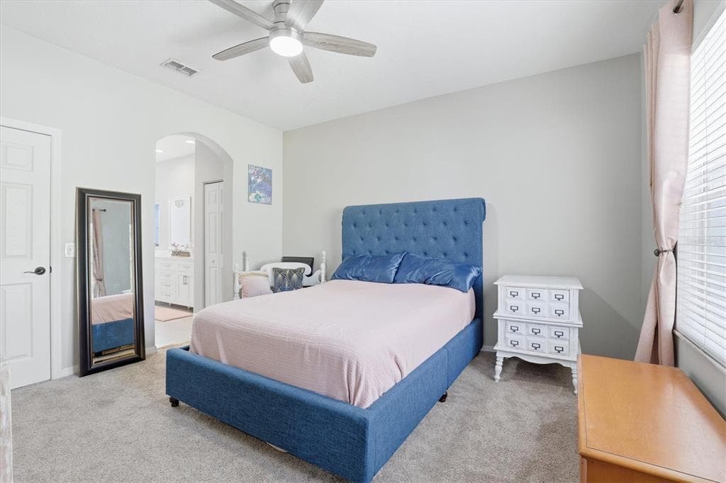 4617 WHISPERING PARK LANE, TAMPA, FL 33614 photo 4