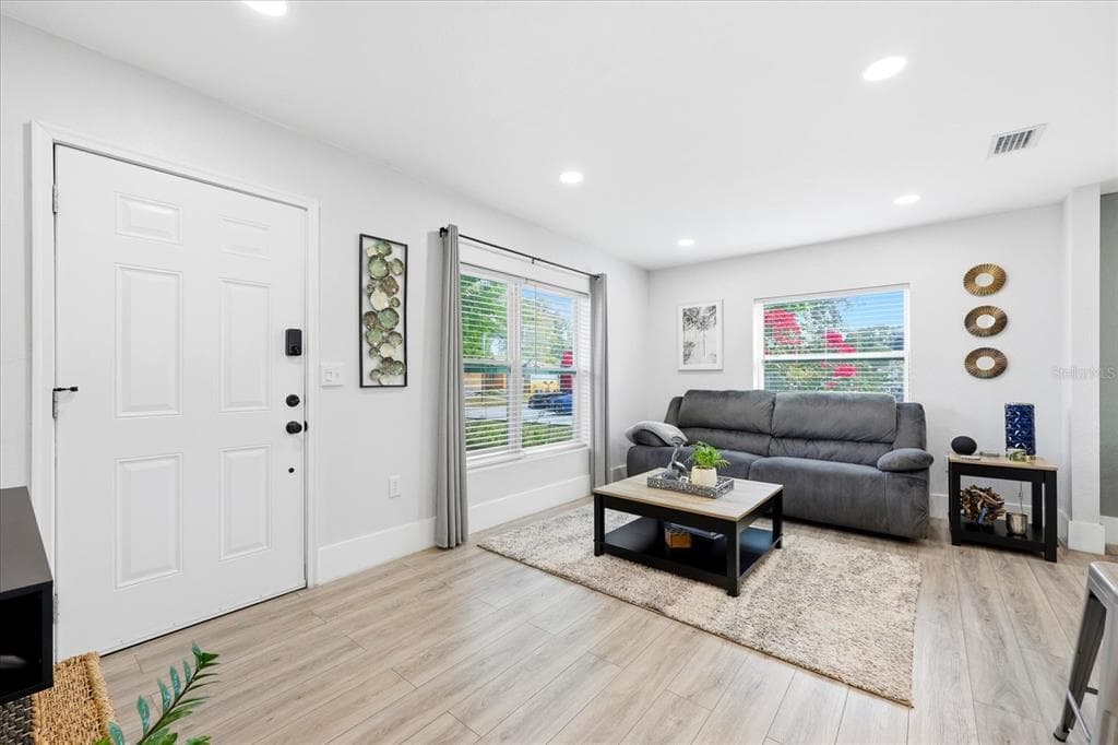 2584 14TH AVENUE, Street PETERSBURG, FL 33712 photo 5