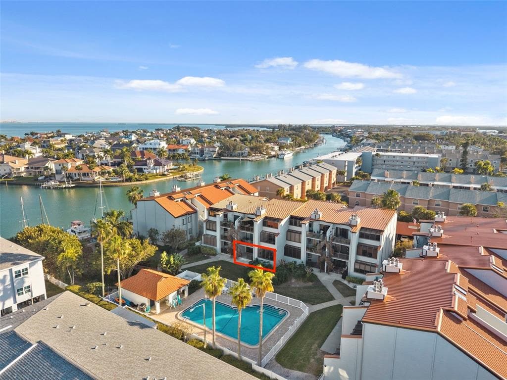 557 PINELLAS BAYWAY Unit 203, TIERRA VERDE, FL 33715