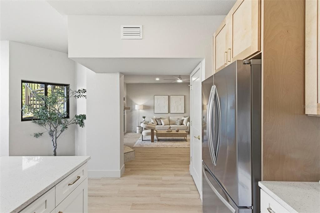 557 PINELLAS BAYWAY Unit 203, TIERRA VERDE, FL 33715 photo 5