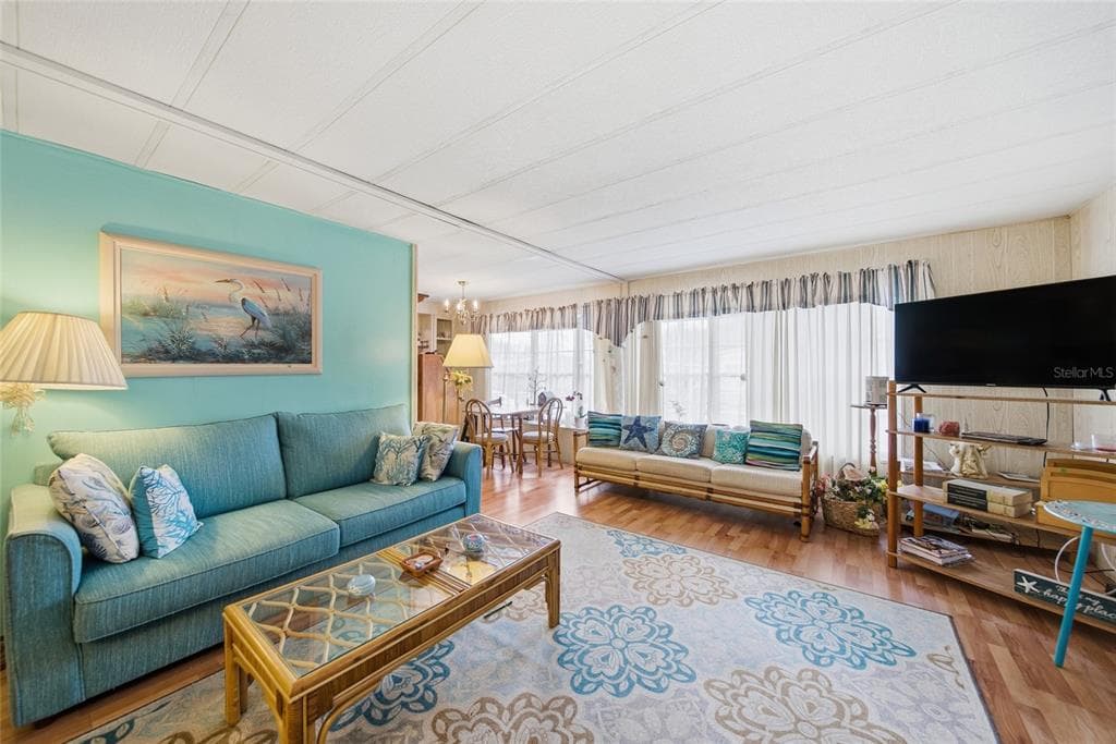 38553 STAFFORD Drive, ZEPHYRHILLS, FL 33540 photo 2