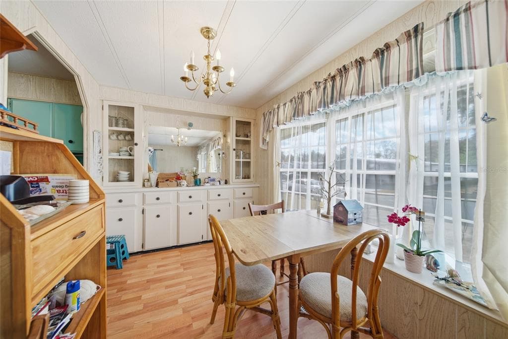 38553 STAFFORD Drive, ZEPHYRHILLS, FL 33540 photo 3