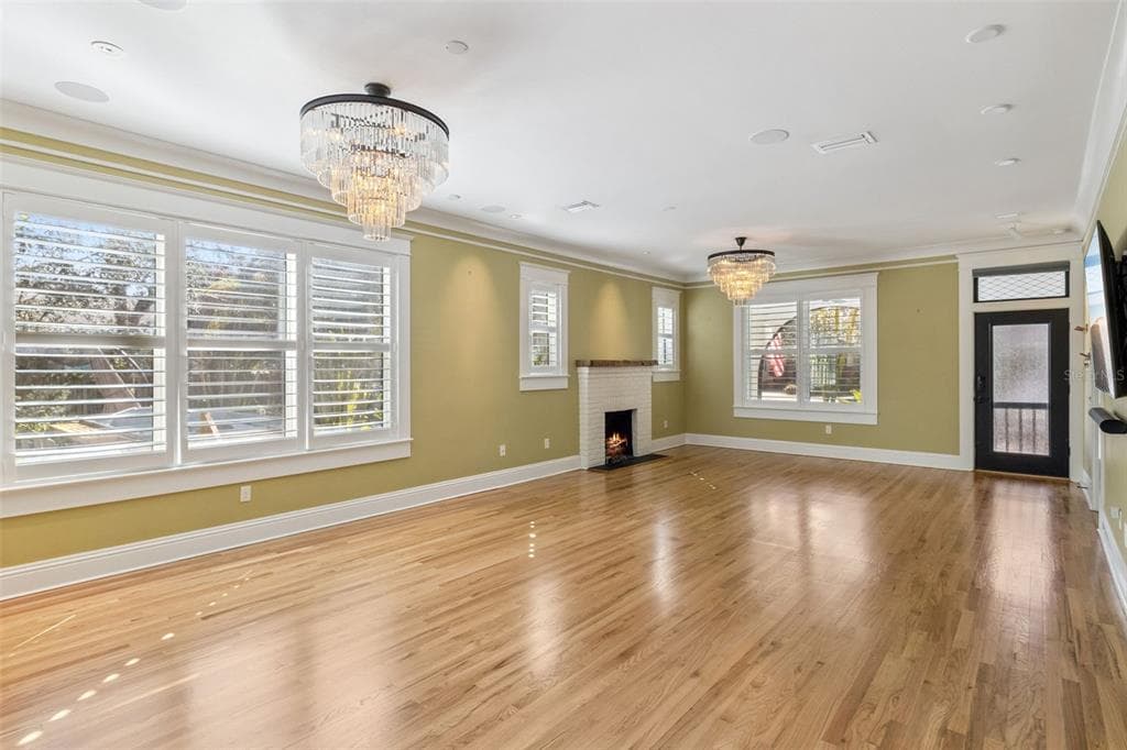 926 SHADOWLAWN Avenue, TAMPA, FL 33603 photo 4