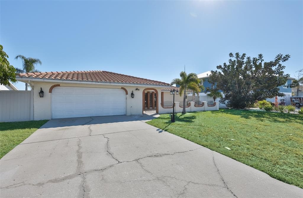 6523 KING PALM Way, APOLLO BEACH, FL 33572 photo 3