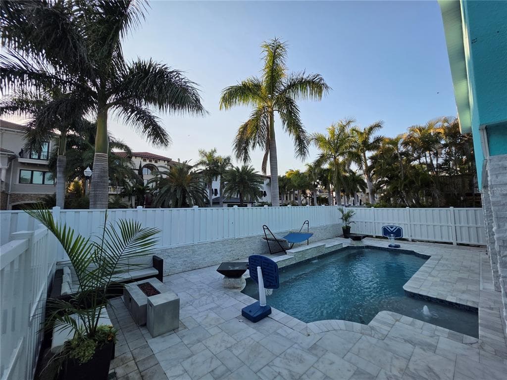 17706 1ST STREET, REDINGTON SHORES, FL 33708 photo 4