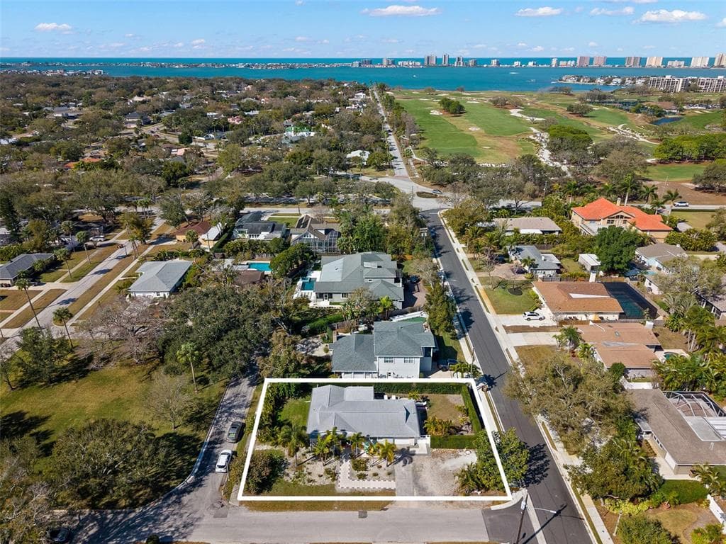 1000 VARONA Street, BELLEAIR, FL 33756 photo 2