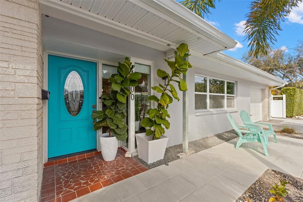 1000 VARONA Street, BELLEAIR, FL 33756 photo 5