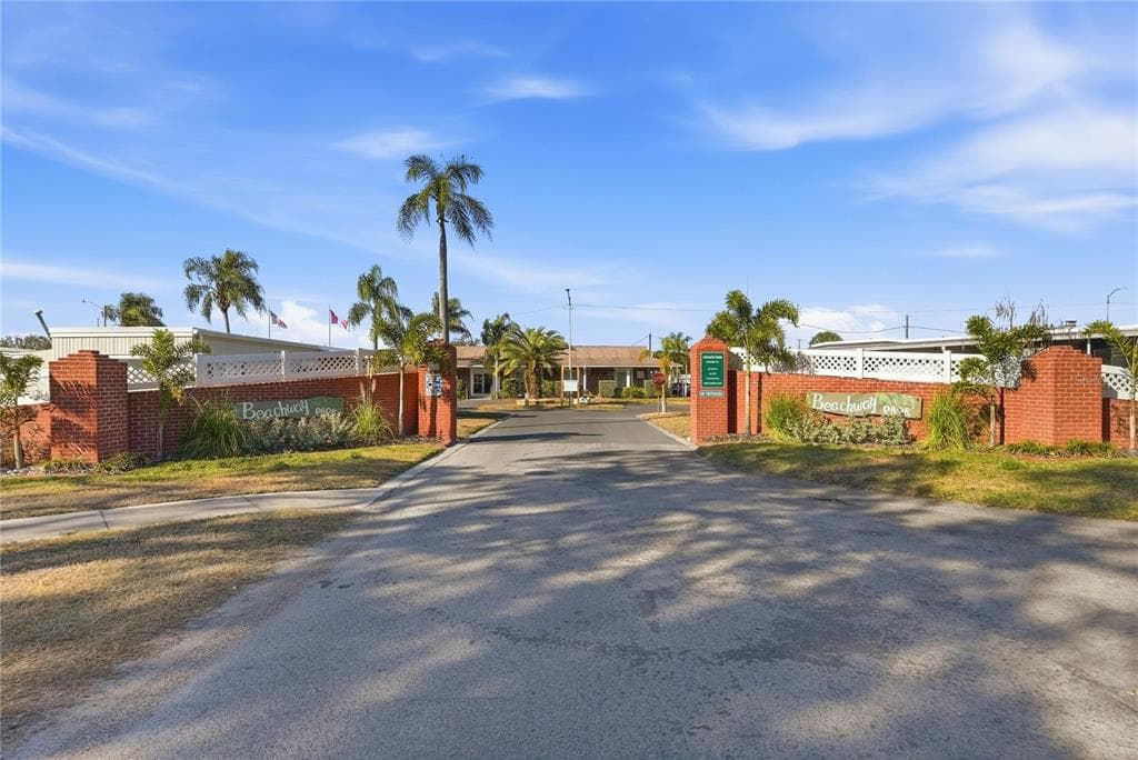 5343 6TH PLACE, GULFPORT, FL 33707 photo 2