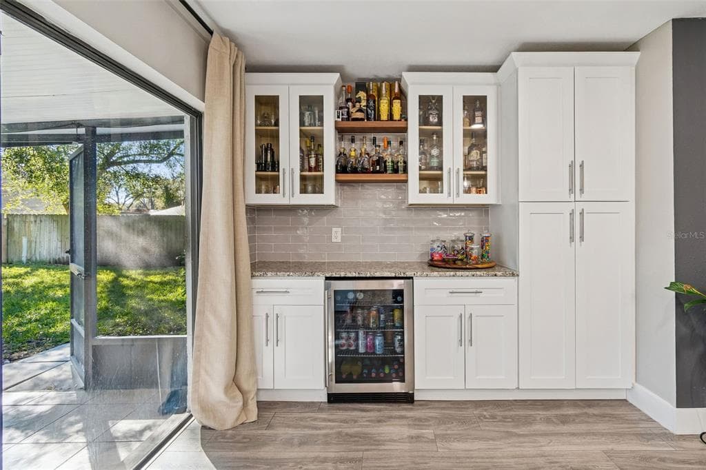 11313 CARROLLWOOD ESTATES DRIVE, TAMPA, FL, 33618 photo 5