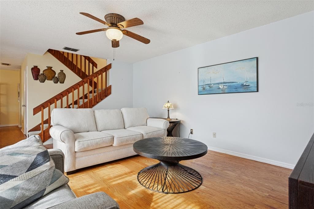 15338 POND WOODS DRIVE Unit 15338, TAMPA, FL 33618 photo 5