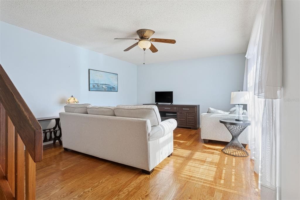 15338 POND WOODS DRIVE Unit 15338, TAMPA, FL 33618 photo 4