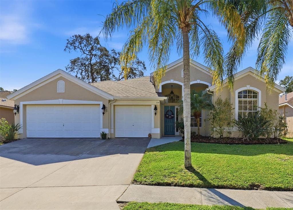 328 LIAM AVENUE, TARPON SPRINGS, FL 34689