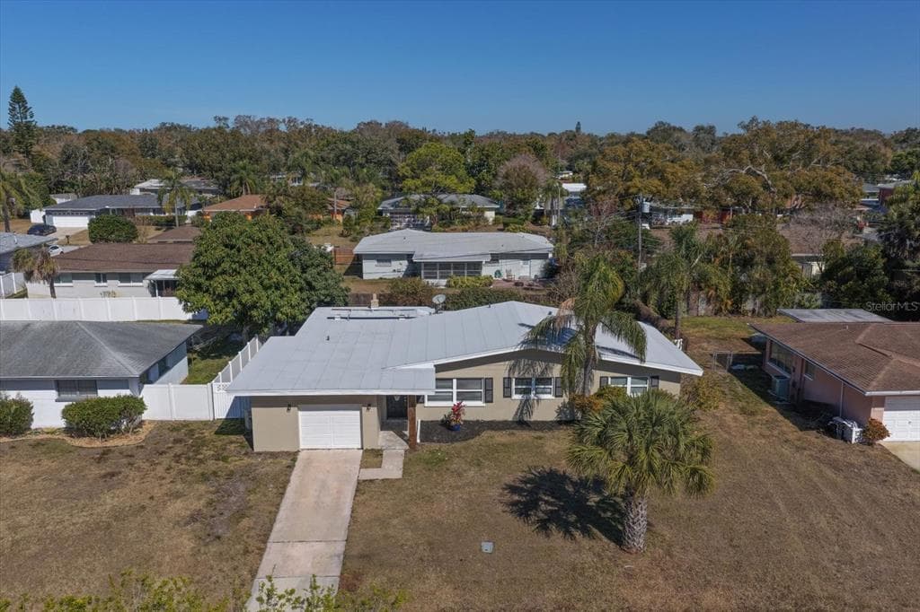 2239 DUNCAN DRIVE, BELLEAIR BLUFFS, FL, 33770 photo 2