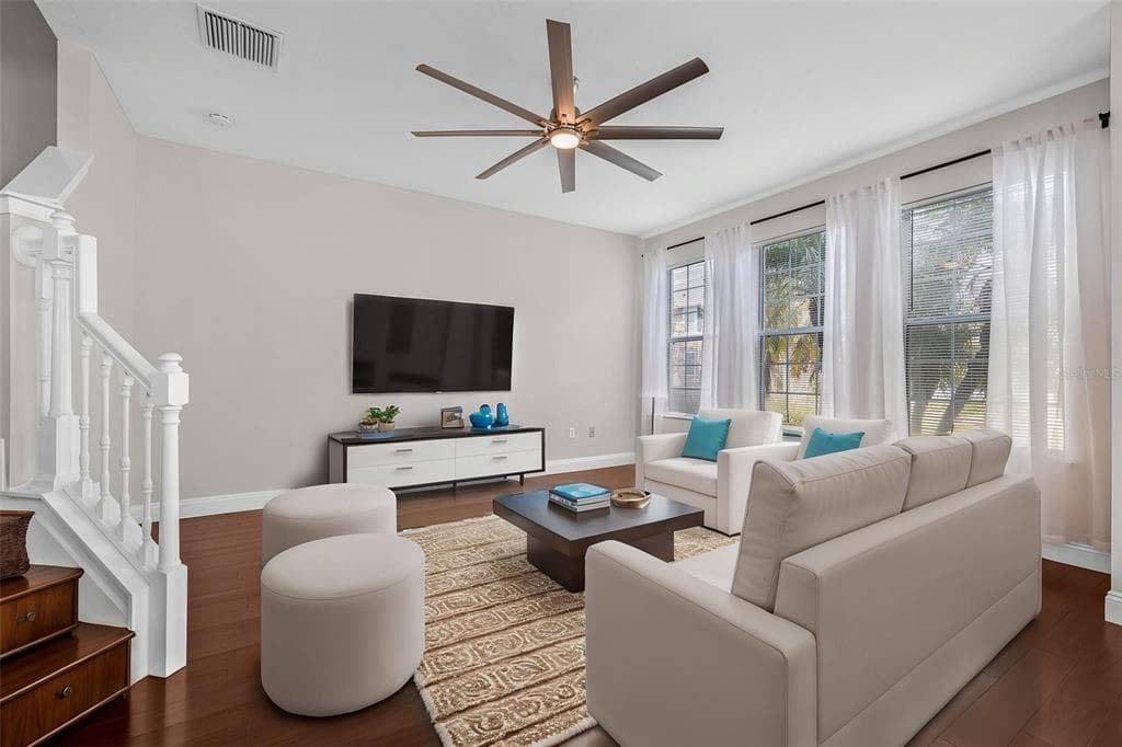 5176 6TH STREET, Street PETERSBURG, FL 33703 photo 4