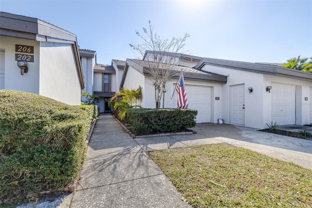 3008 LANDMARK BOULEVARD Unit 203, PALM HARBOR, FL 34684 photo 3