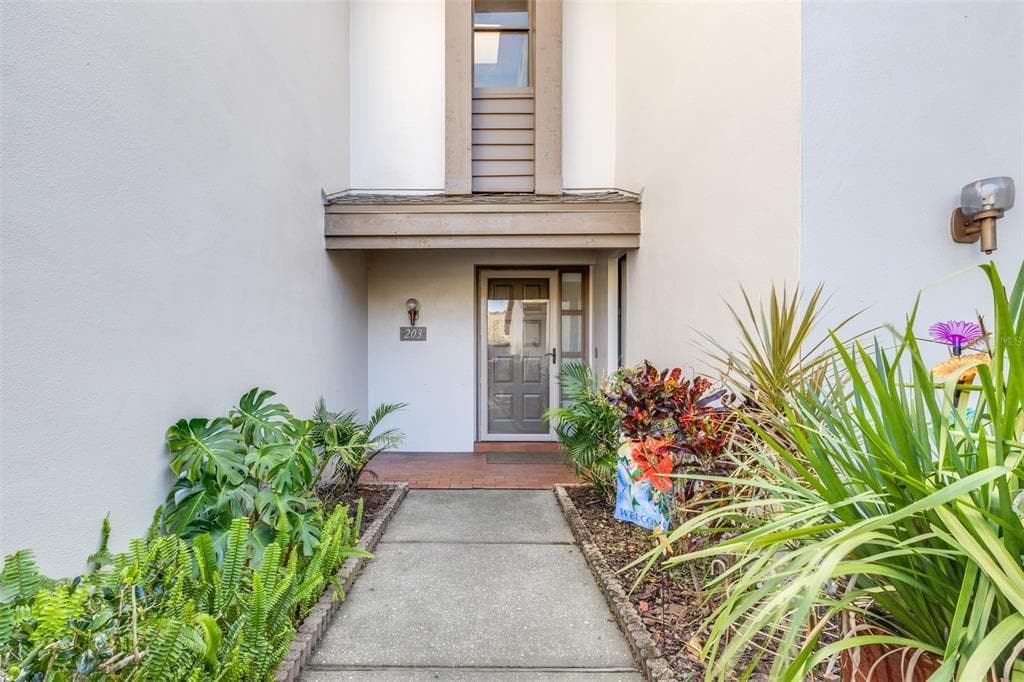 3008 LANDMARK BOULEVARD Unit 203, PALM HARBOR, FL 34684 photo 5