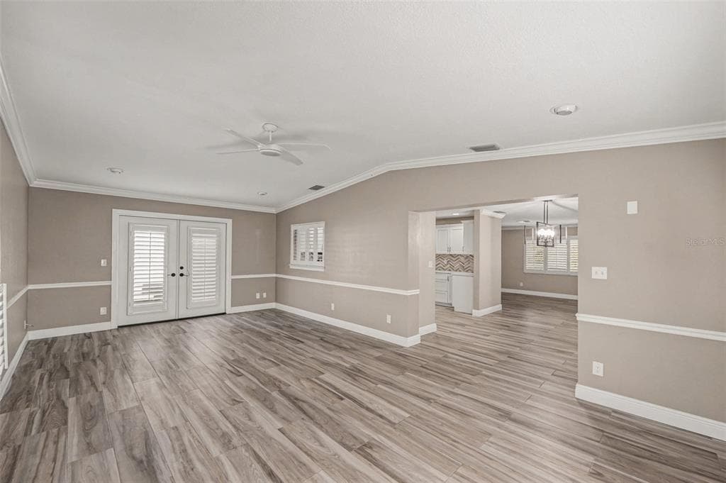 1183 35TH Avenue, Street PETERSBURG, FL 33704 photo 4