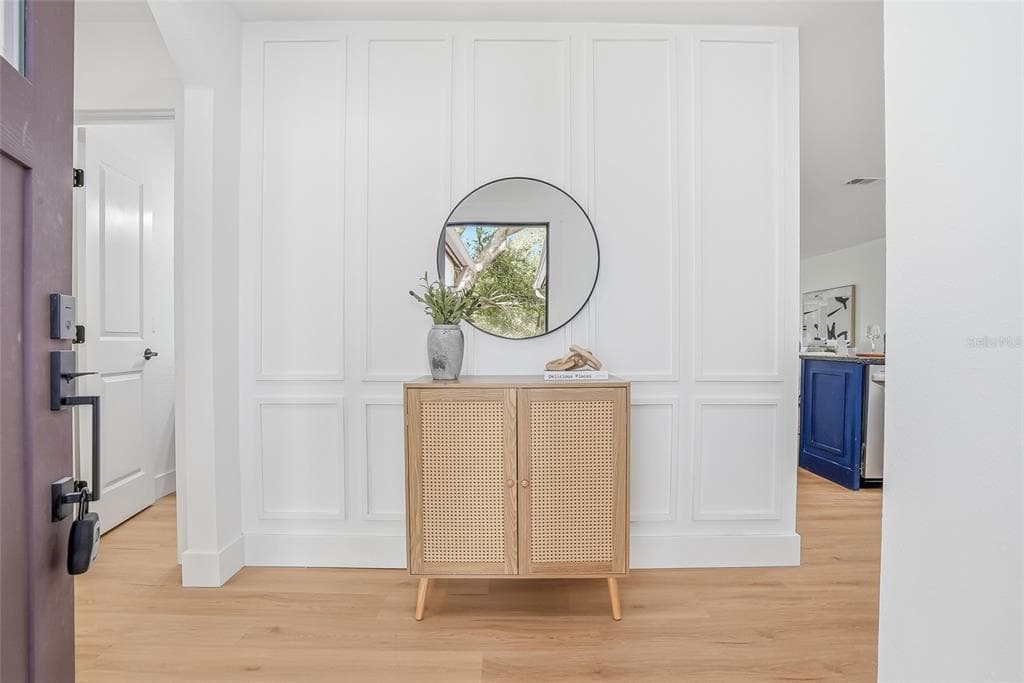 14964 OLD POINTE Road, TAMPA, FL 33613 photo 2