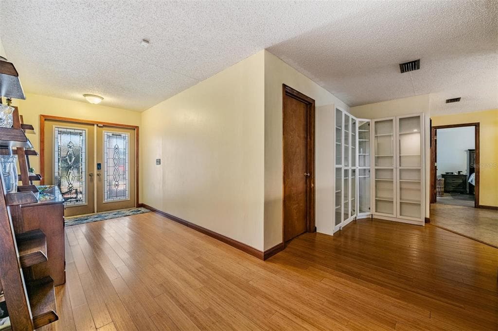 7210 57TH AVENUE, Street PETERSBURG, FL 33709 photo 5