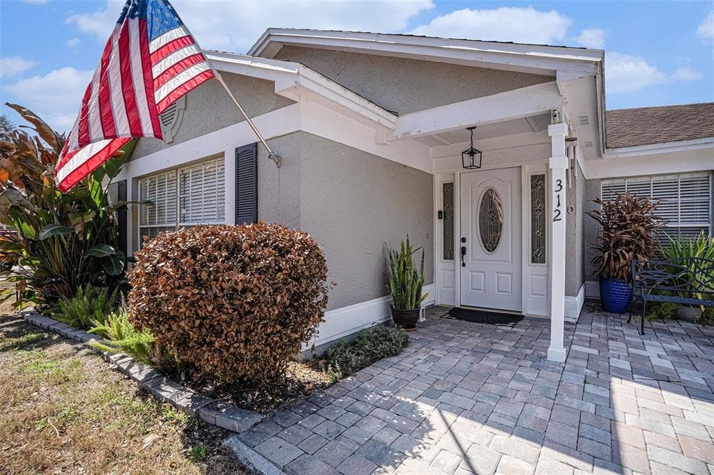 312 BENSON Street, VALRICO, FL 33594 photo 5