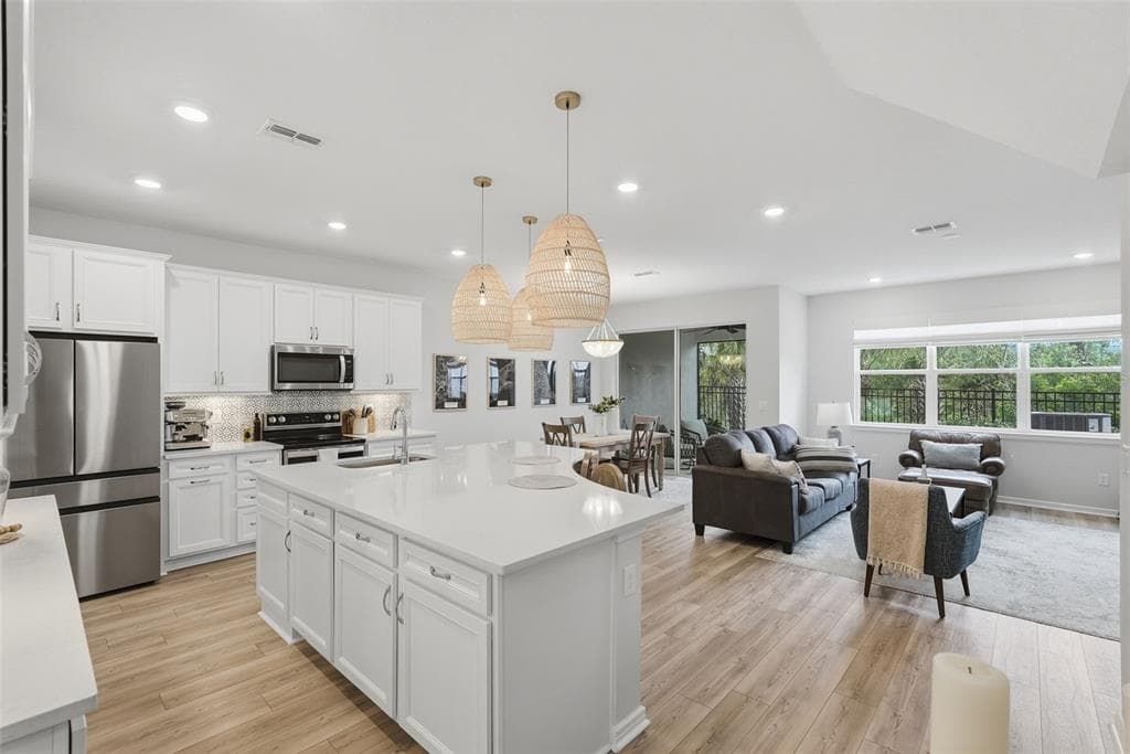 343 SANDBAR AVENUE, Street PETERSBURG, FL 33716 photo 2