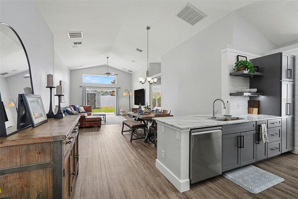 29724 BRIGHT RAY PLACE, WESLEY CHAPEL, FL 33543 photo 2