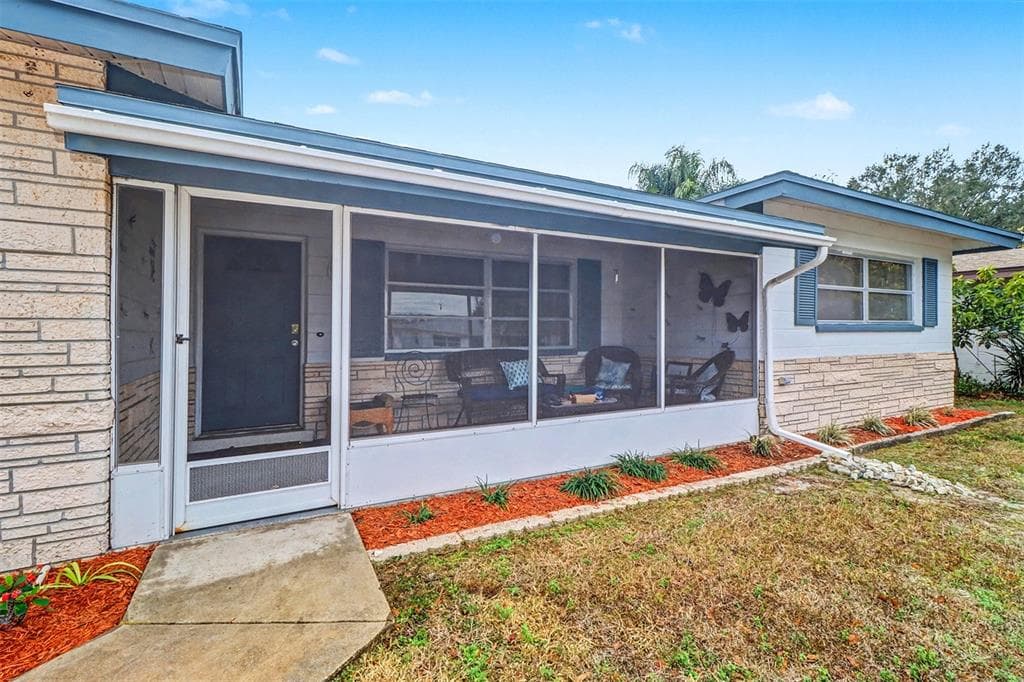 6972 41ST TERRACE, Street PETERSBURG, FL 33709 photo 2