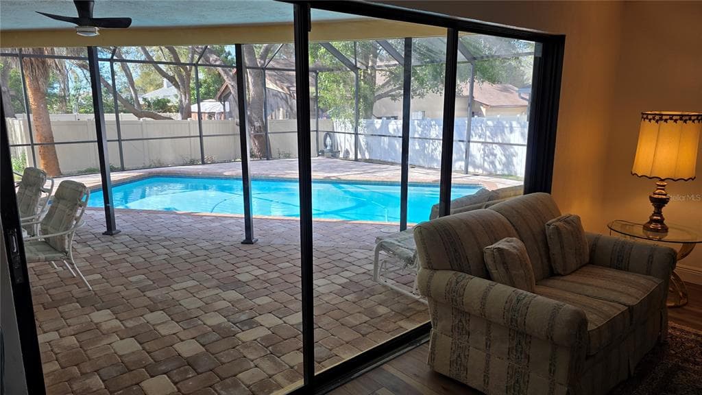 2890 ARMADILLO Drive, PALM HARBOR, FL 34683 photo 4