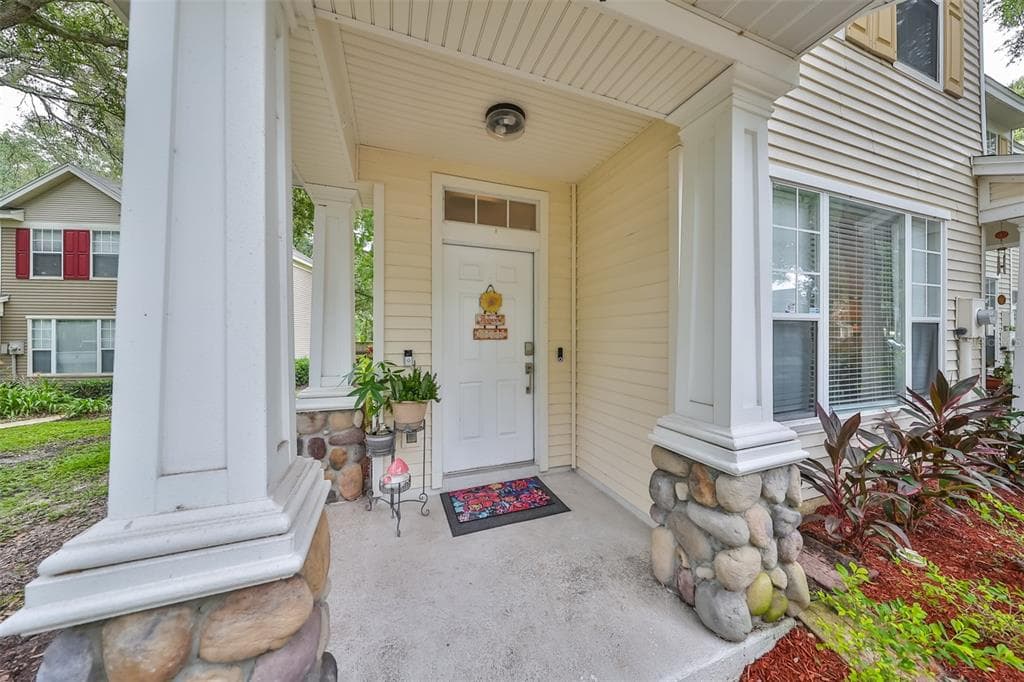 2127 GOLDEN OAK LANE, VALRICO, FL 33594 photo 2