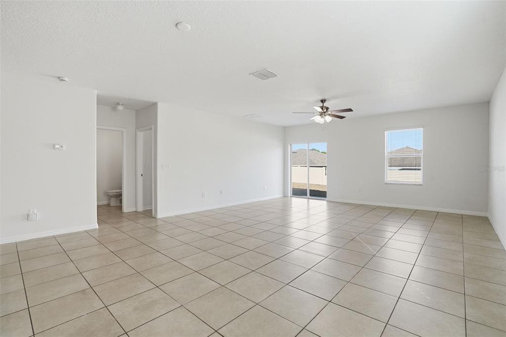 214 ENGLISH HERITAGE PLACE, DOVER, FL 33527 photo 3