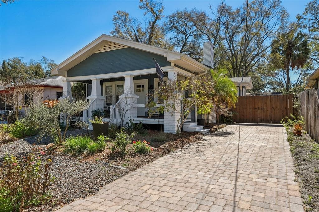 202 CURTIS STREET, TAMPA, FL, 33603 photo 2