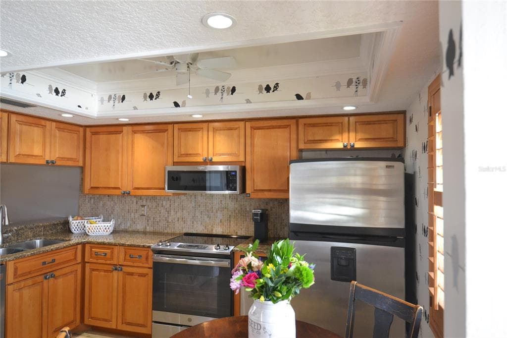 106 CAMILLE COURT Unit 106, OLDSMAR, FL 34677 photo 4