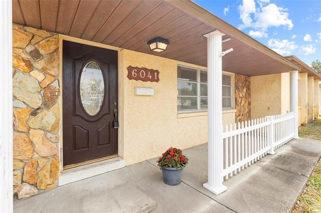 6041 15TH Street, Street PETERSBURG, FL 33703 photo 3